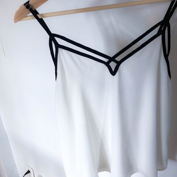 Brandy Melville Tank Top - Picture 6 of 11